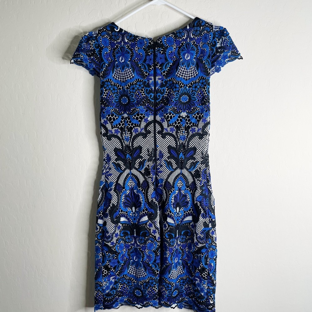 Alice + Olivia Nakia Royal Blue Guipure Lace Sheath Mini Dress Size 10 - Picture 8 of 11